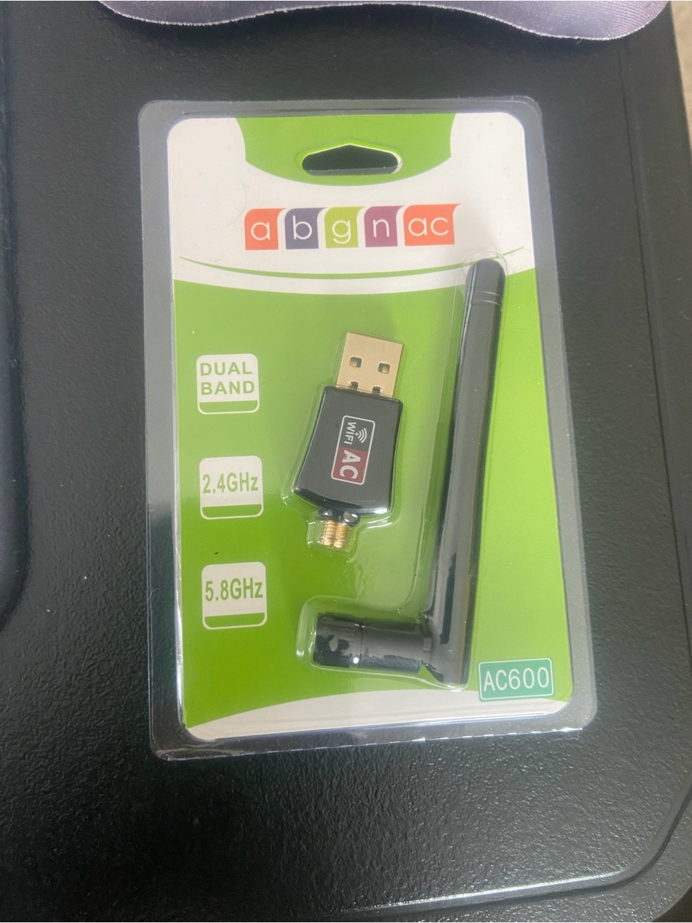 AC600 Dual-Band USB WiFi Adapter - Black